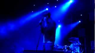 Kaiser Chiefs - One the Run 10 July 2012 Stadium Live