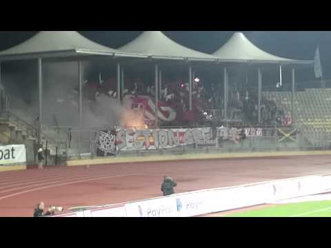 Lausanne-Servette: tifo mi-temps