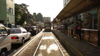 preview picture of video '赤迫電停の朝―長崎・路面電車のある風景'