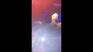 IZI - 48H (feat.Sfera Ebbasta) IN LIVE