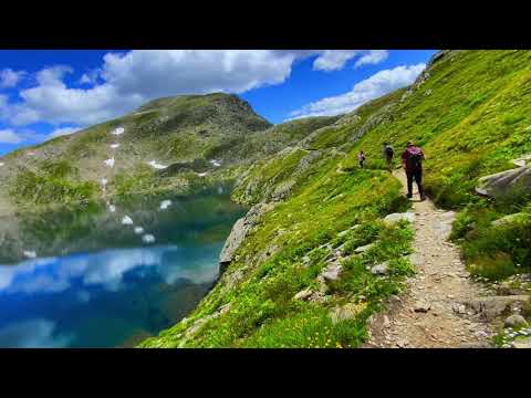 Hiking from Lukmanhier pass to Lago Ritom