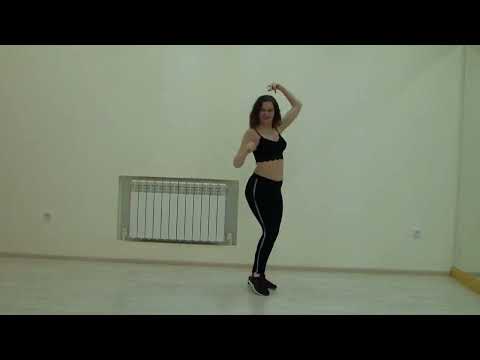 Malu Trevejo - Luna Llena (Lyrics)