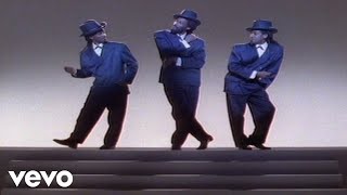 Aswad - Beauty&#39;s Only Skin Deep (Official Video)