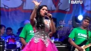 Download lagu New Gita Bayu - Denpasar Moon - Erni.D LIVE 2015 mp3