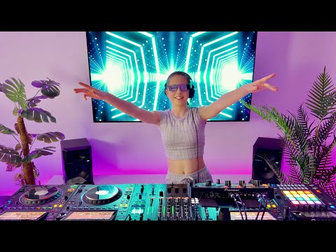 DJ Gabi – Weekly Electronic Journey: 1-hour Melodic Techno & Progressive House DJ Set | Session 04 🔥