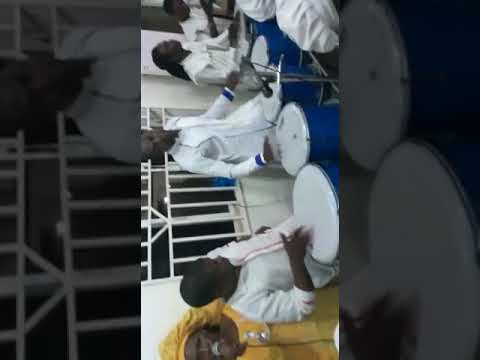 Isoji itusile at Sango otta