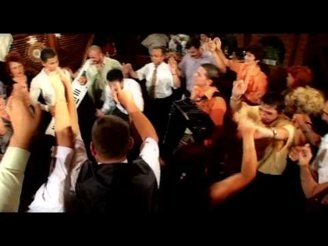 CRISTIAN RIZESCU  SI NICU PALERU - ZECE CARCIUMI SUNT IN SAT