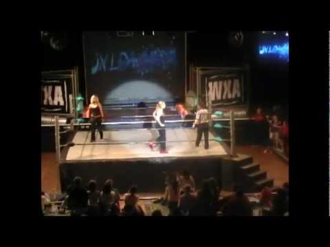 Miss Niki Nitro v's Flame WXA 2007.
