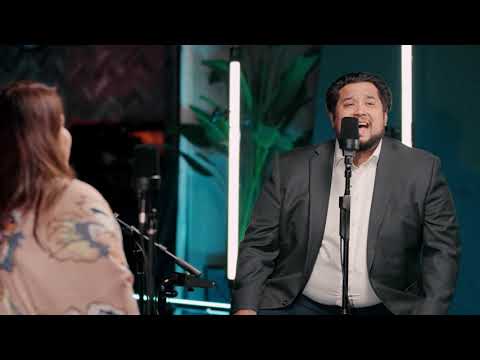 El Dios poderoso - Himnos de Gracia