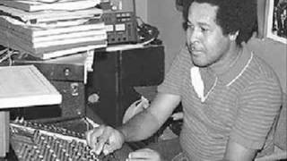 Barry Brown & Prince Jammy - Step It Up Youthman / Dub