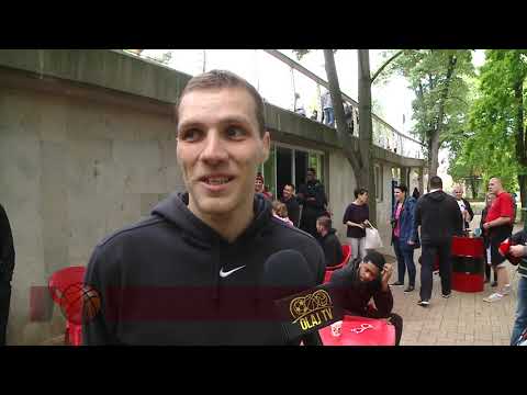 Majális a Szolnoki Olaj KK tagjaival