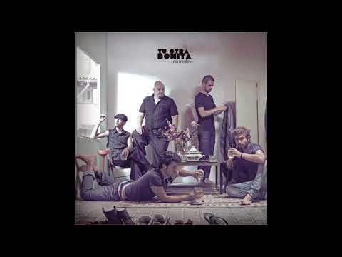 Tu Otra Bonita - Cantándole