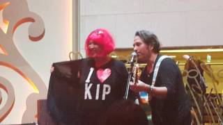 Kip Winger - Miles Away, Monster&#39;s of Rock 2017