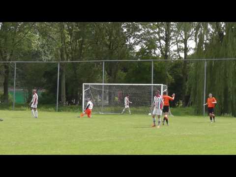 Opjestropdas.nl 21 mei 2016 Vianen 3 - VV De Meern 8 com 4-5 Doelpunt Youri, assist Jeffrey (4-5)
