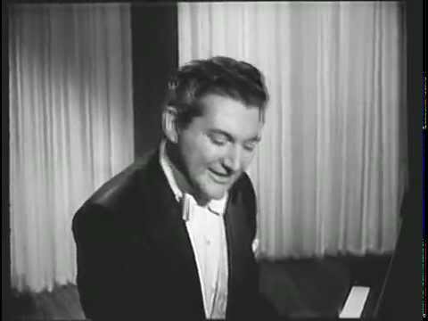 Liberace Performs 'A Pretty Girl Is Like A Melody'