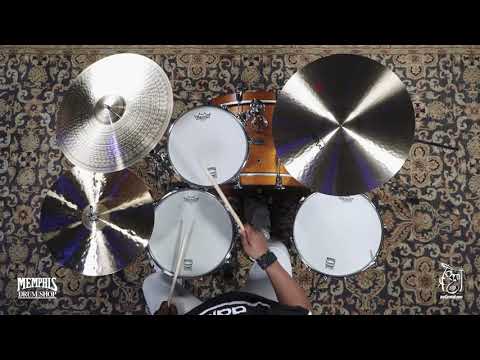 Paiste 18" Signature Full Crash Cymbal (Gorgeous!) image 11
