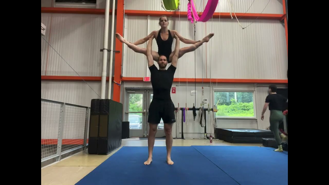 Promotional video thumbnail 3 for Cheycirque