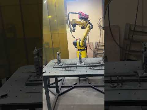 2006 FANUC ARC MATE 100IBE Robotic Welders | ListingHippo (1)