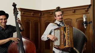 Strello - Gipsy Folk Trio (Akkordeon/Geige/Kontrabass+Gesang)