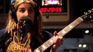 Teen: "Rose 4 U," Live On Soundcheck