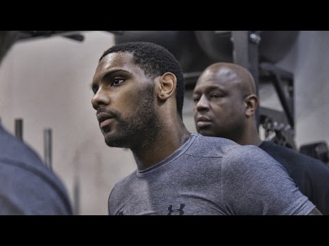 Sindarius Thornwell learns he is the 2017 SEC Player of the Year