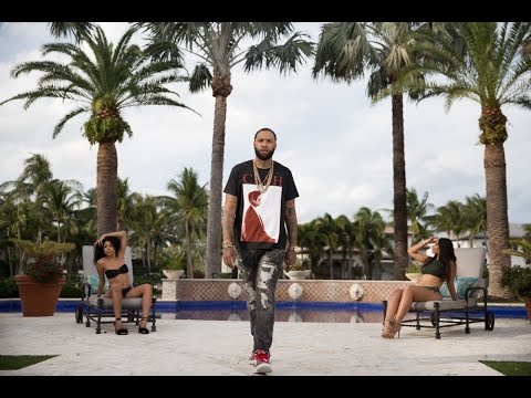 QUISTAR (featuring Blac Youngsta) - FLEXED UP BLESSED UP [OFFICIAL MUSIC VIDEO]