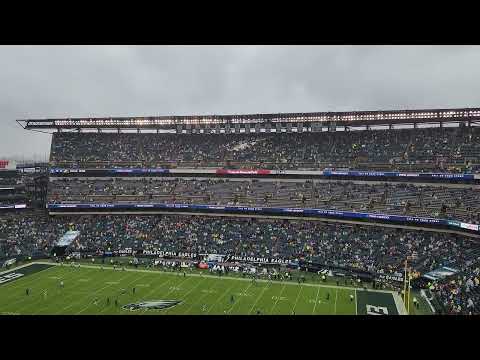 Eagles Fans give Doug Pederson a standing ovation #thankyoudoug #flyeaglesfly