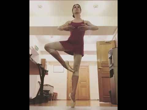 Anna Tikhomirova: one minute passé