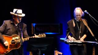 Elvis Costello & Larkin Poe - Pads, Paws And Claws - live Munich 2014-10-13