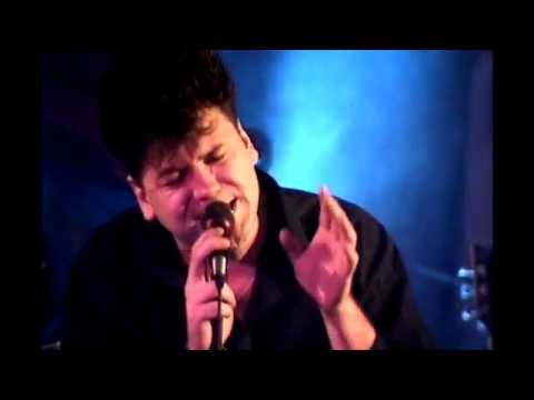 Crvena jabuka - Čarolija (unplugged) (live OTV dom 1999.)