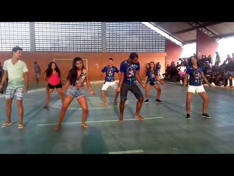 Estrelas Dance / Aquecimento das Potrancas - MC WM e MCs Jhowzinho