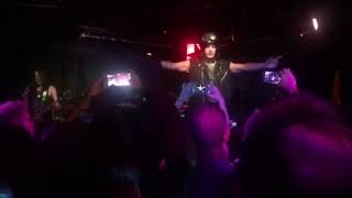 L.A. Guns - &quot;The Devil Made Me Do It&quot;