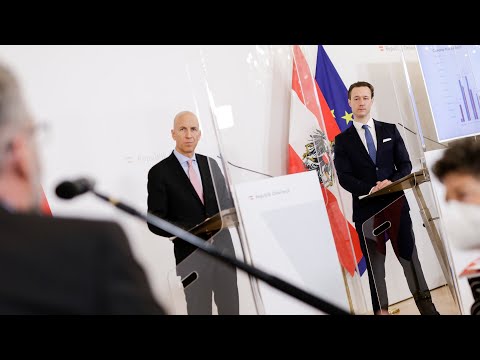 Pressestatements mit Arbeitsminister Martin Kocher und Finanzminister Gernot Blümel