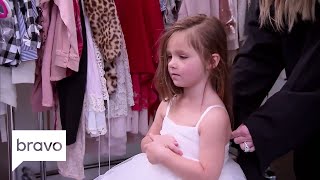 Don&#39;t Be Tardy: Kim Zolciak-Biermann Plays Dress up with Her Daughter (Season 6, Episode 6) | Bravo