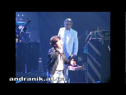 Андраник Алексанян на концерте Т. Кутуньо 2011