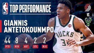 Giannis Antetokounmpo - Milwaukee Bucks
