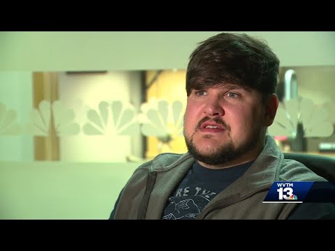 Alabama native Dexter Roberts talks about competing on The Voice