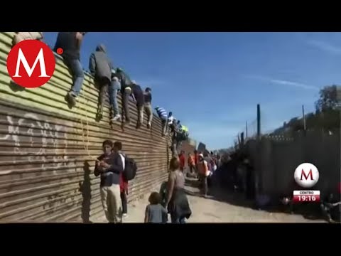 Así migrantes intentaron cruzar la frontera con EU