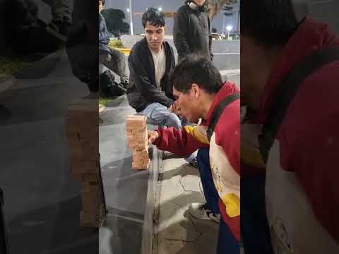 Mordida de tiburón callao modalidad: jenga arma o muere