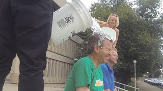 Mayor Winnecke #IceBucketChallenge (Slo-Mo)