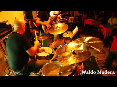 Waldo Madera Cuarteto - Jazz&Pop - Mayo de 2011: DOLPHIN DANCE