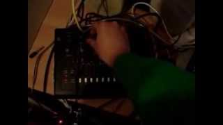Ross Kelly live x0xb0x TB303 clone and Electribe EMX demo with DISTORTION :D - Electron