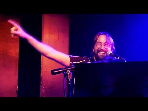 Woody Goss [Vulfpeck] - 11/5/23 - Le Poisson Rouge - Complete show (4K)