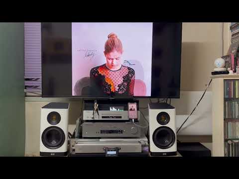 (ELAC VELA BS403) Anette Askvik - Under The Tallest Tree