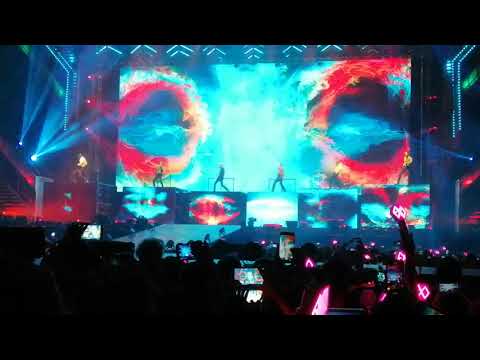 Bad Dream - EXO PLANET #5 EXPLORATION IN MANILA DAY 2