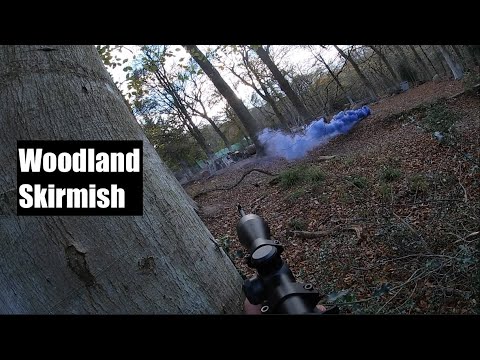 Moving up through the woods - Airsoft Gameplay