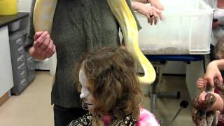 preview picture of video 'Sans Species Reptile Rescue - Snake talk'