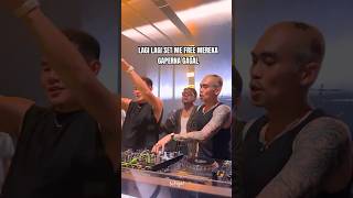 Download lagu Set me free king aloy emang selalu berhasil buat goyang #mraloy #aloy mp3 Download lagu Set me free king aloy emang selalu berhasil buat goyang #mraloy #aloy mp3