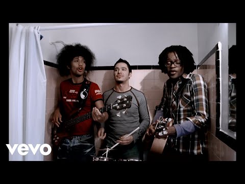 Tété - Love Love Love (Clip officiel)