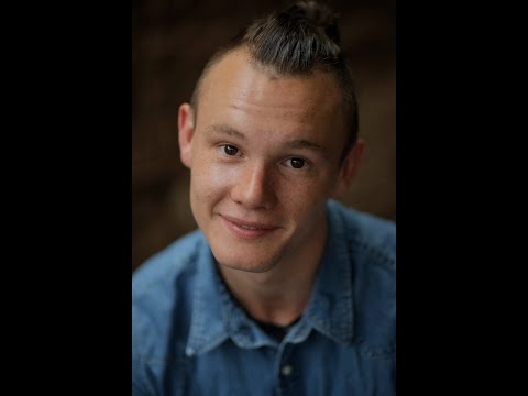 Dialekter i Sverige (Gamle Gertrud och Solgan Izdavovic)